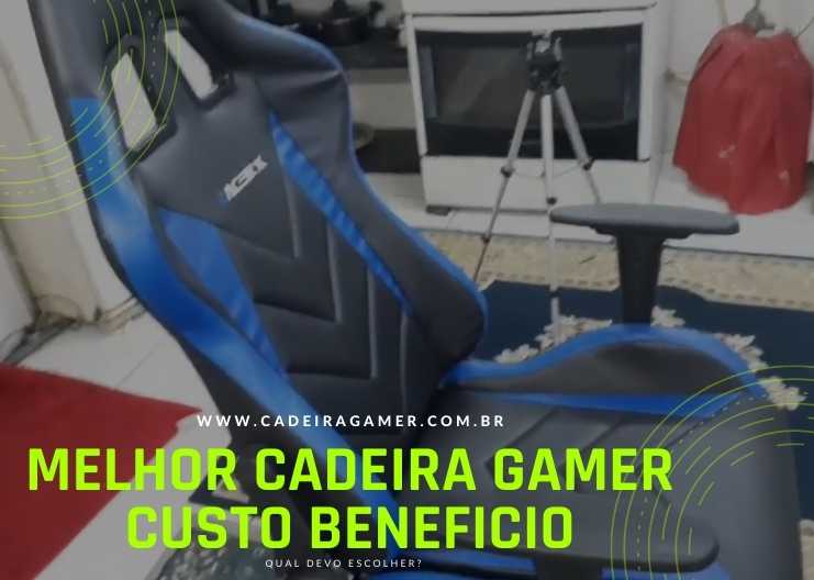 Cadeira gamer azul e preta setup 